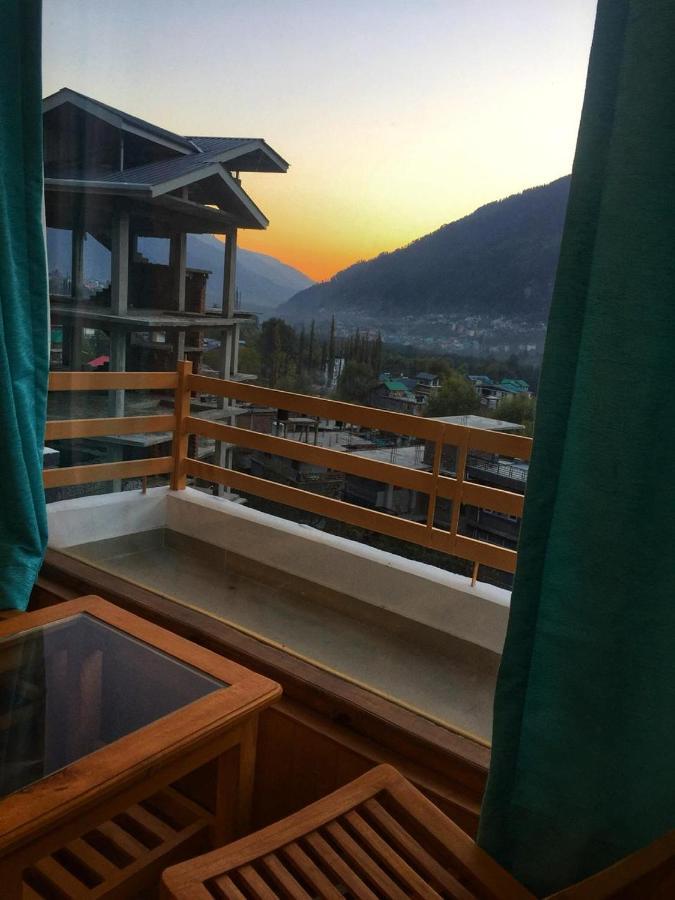 Hill Creste Manali Manāli Eksteriør bilde